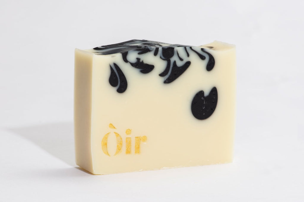 CEDARWOOD, CLARY SAGE, ROSE GERANIUM, VETIVER soap