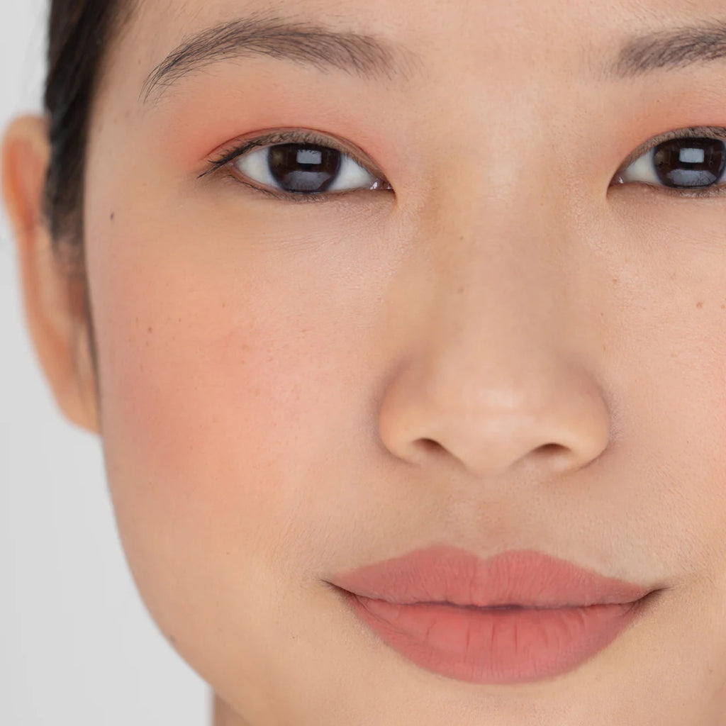 Melting Lip Powder blush, eyes and lips