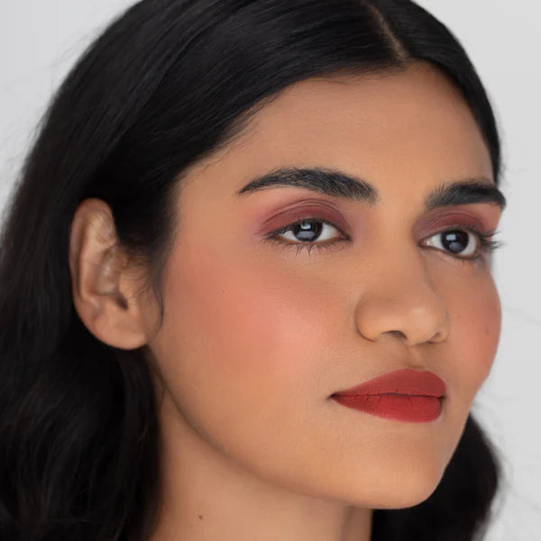 Melting Lip Powder blush, eyes and lips