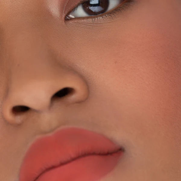 Melting Lip Powder blush, eyes and lips