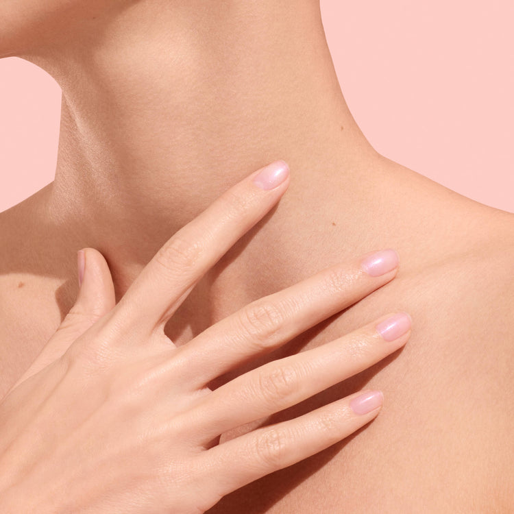 ACTIVE PLUMP - Vegan Collagen Infused Nail Polish