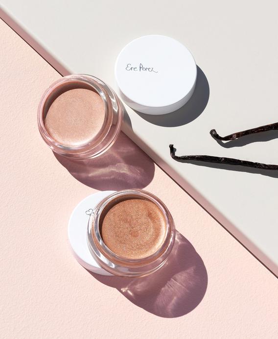 Vanilla Highlighter for a healthy glow