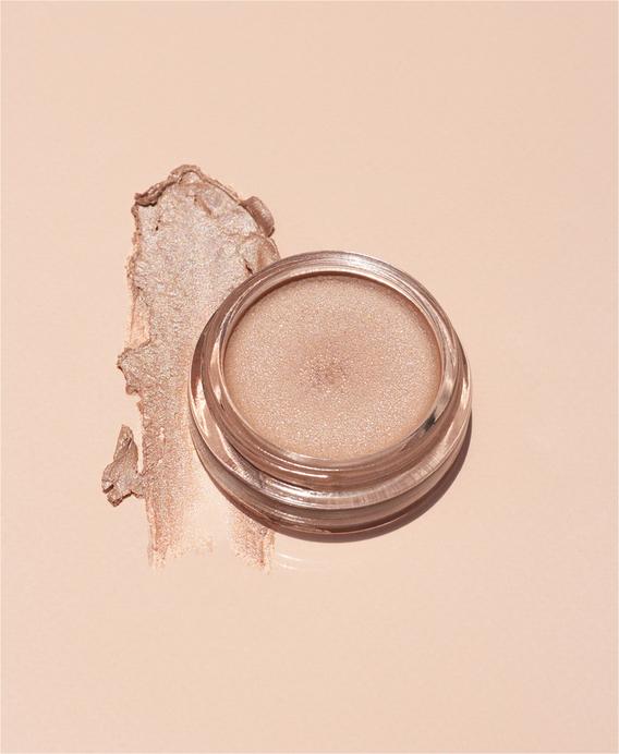 Vanilla Highlighter for a healthy glow
