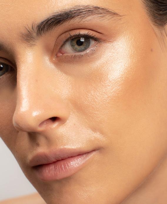 Vanilla Highlighter for a healthy glow