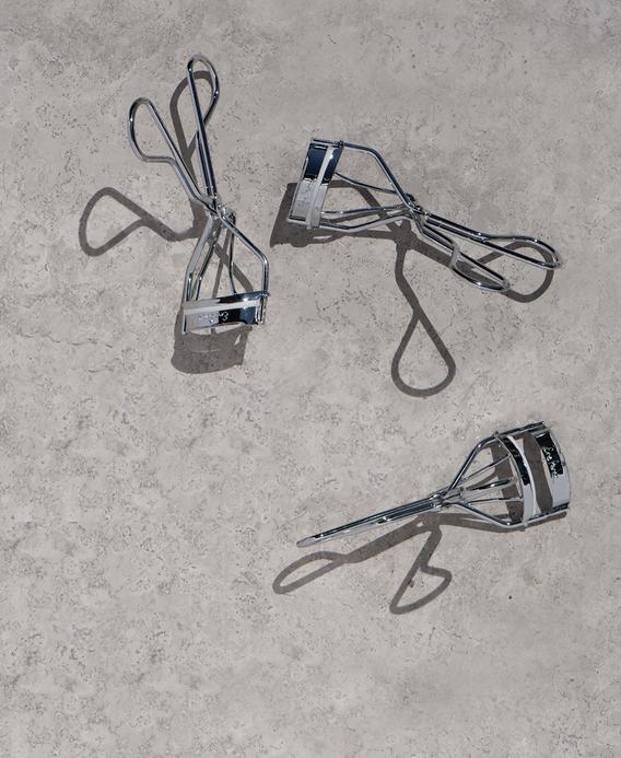 spectacular eyelash curler
