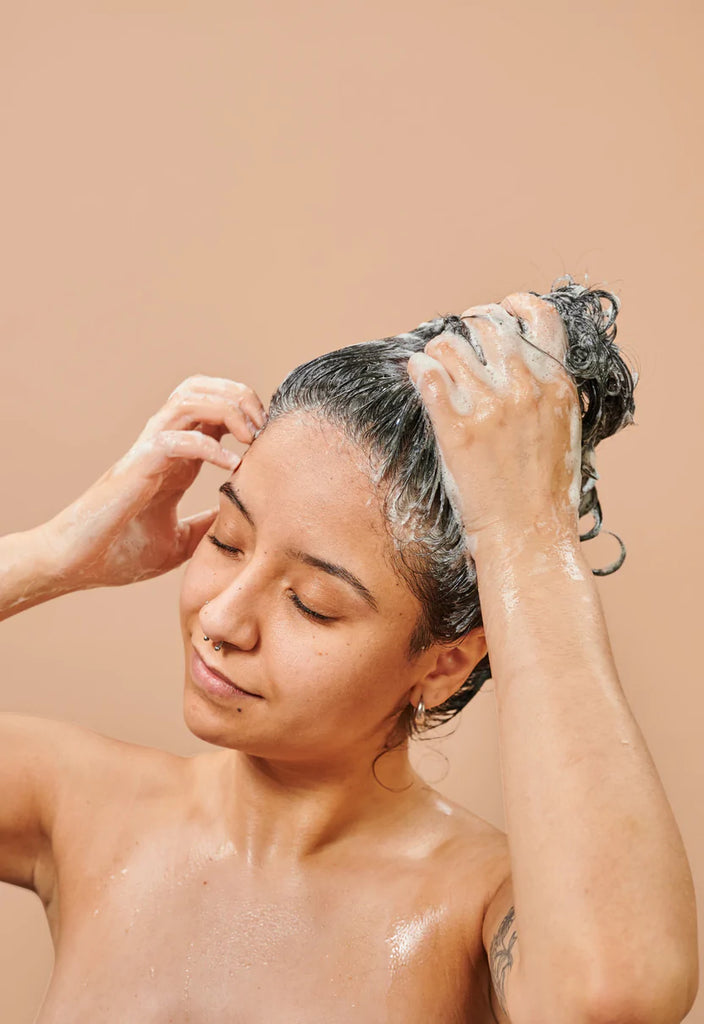 WARRIOR SHAMPOO balanced to oily scalp